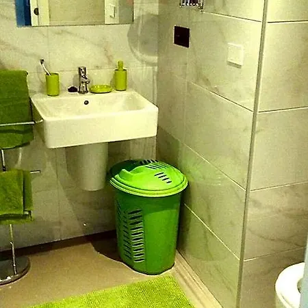 Oasis 5*